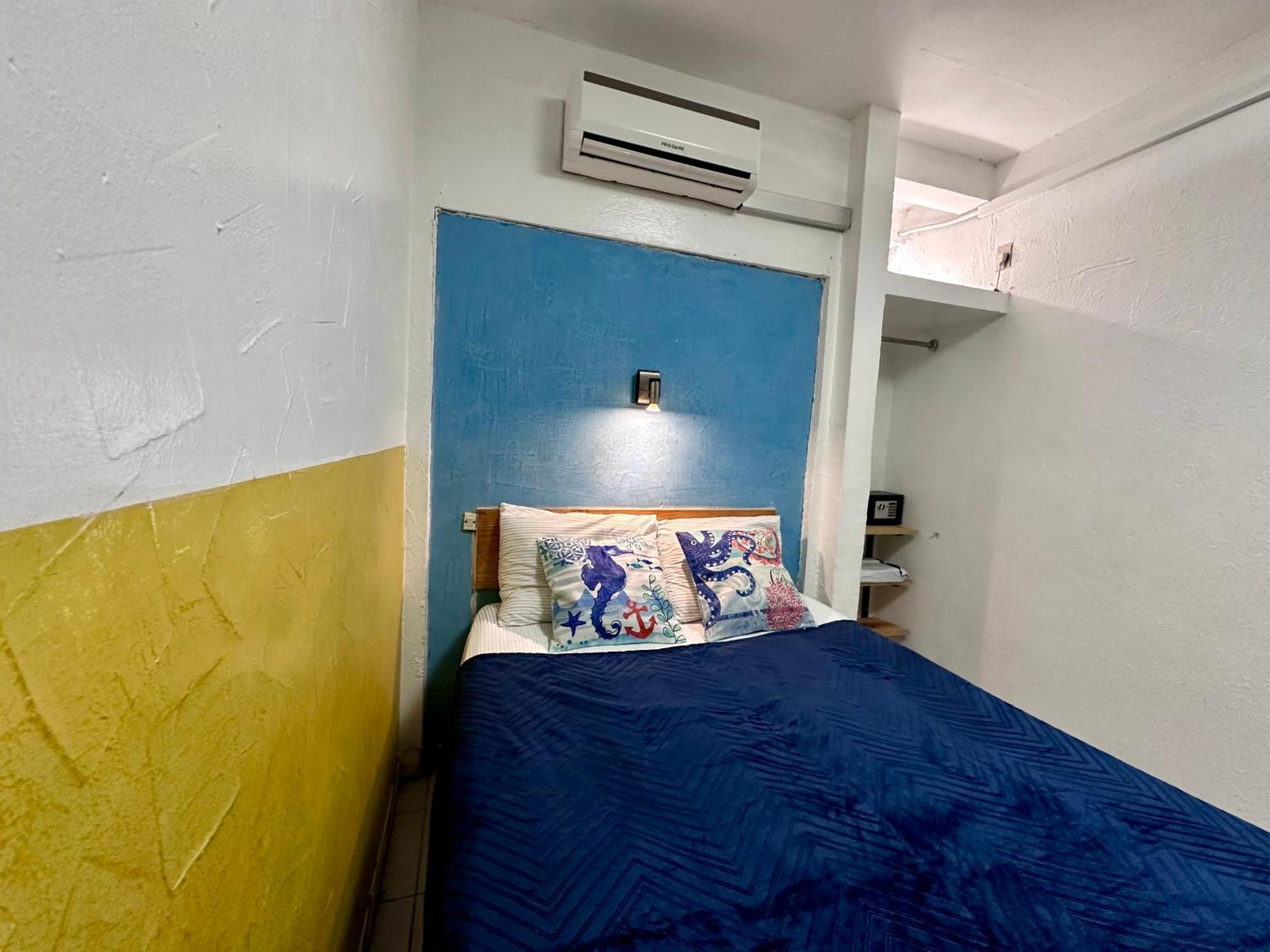 Suites Brisa Marina - Atras De Playa Regatas Y El Malecon, 6 Calles Del Acuario Веракруз Екстериор снимка